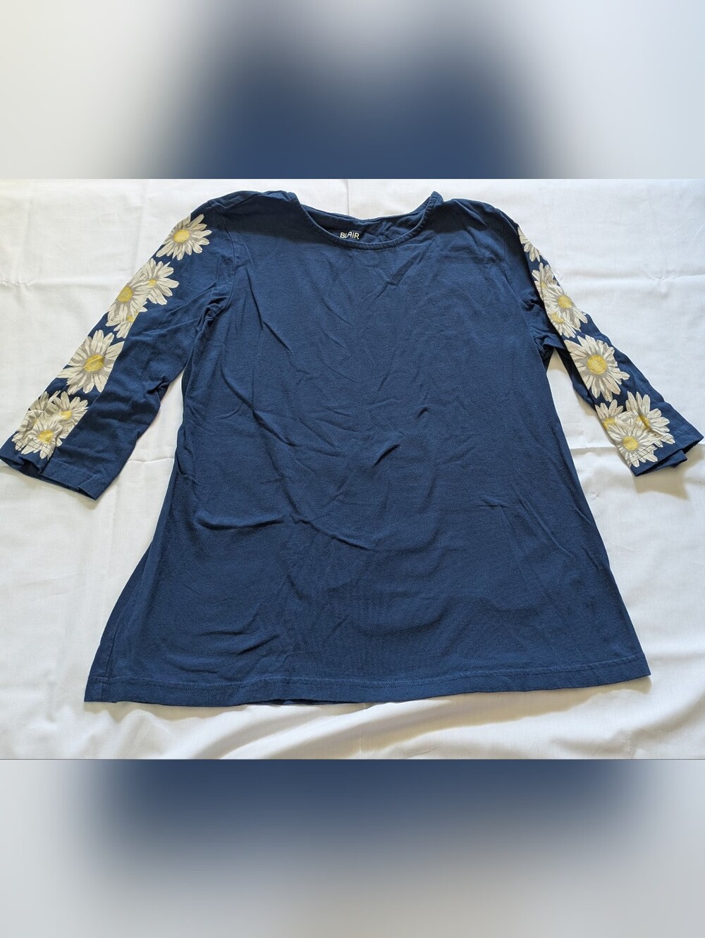Daisy Floral Print Dark Blue 3/4 Sleeve Women's Top
